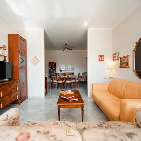 Apartament Casa Gilu' *